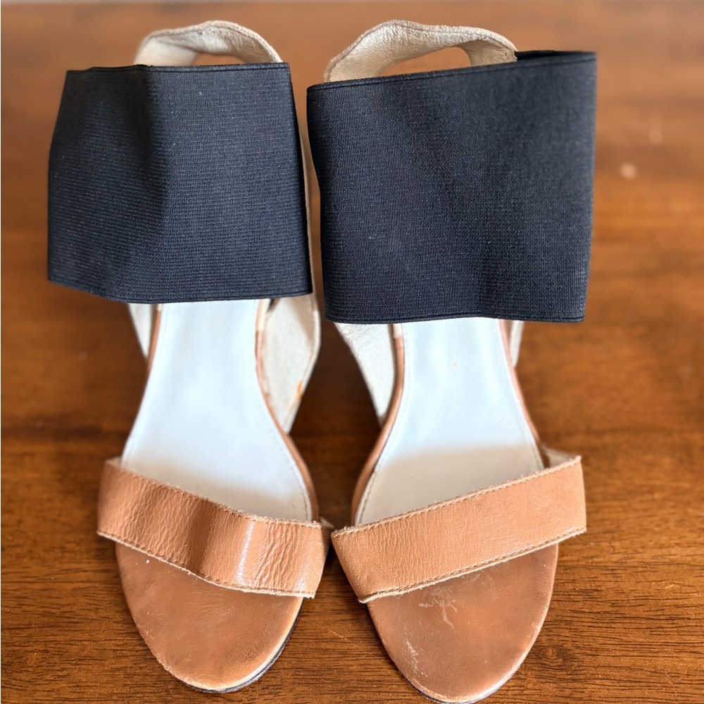 Elegant Black and Tan Women's Sandals